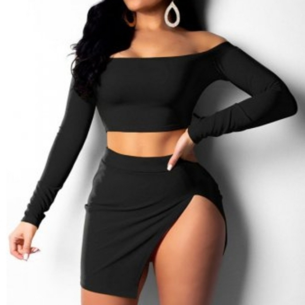 OFF THE SHOULDER SKIRT SET